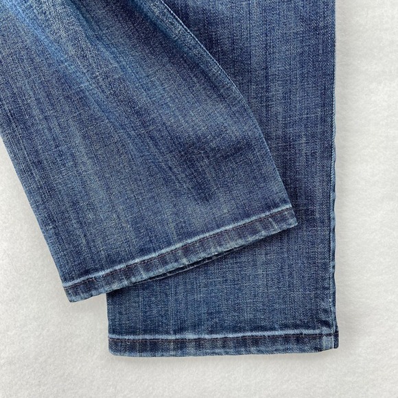 Chico's Platinum Jeans Ultimate Fit Slim Leg Stretch Denim Blue US Size 8 - Picture 10 of 13